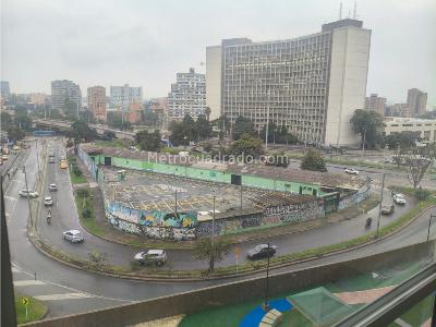 Apartaestudio en venta en Los Martires, Bogotá, 26 m² · foto 18 de 20