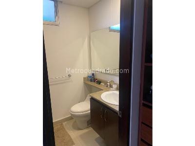 Apartamento de 3 alcobas en venta en El Castillo, Bogotá, 162 m² · foto 13 de 20