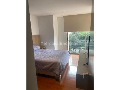 Apartamento de 3 alcobas en venta en El Castillo, Bogotá, 162 m² · foto 4 de 20