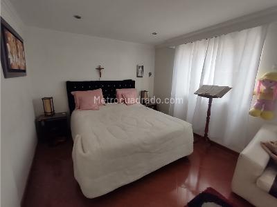 Casa de 5 alcobas en venta en Centro Americas, Bogotá, 307 m² · foto 11 de 20