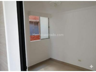 Apartamento de 3 alcobas en venta en Bosa Central, Bogotá, 47 m² · foto 9 de 16