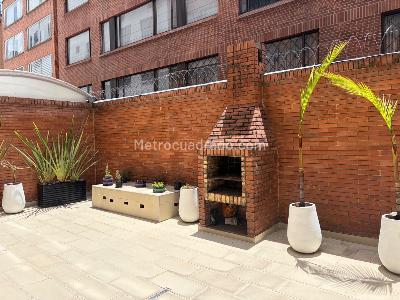 Apartamento de 3 alcobas en arriendo en Santa Barbara Central, Bogotá, 218 m² · foto 10 de 19