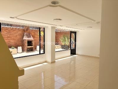 Apartamento en Arriendo, SANTA BARBARA CENTRAL, Bogotá D.C.
