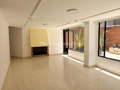 Apartamento de 3 alcobas en arriendo en Santa Barbara Central, Bogotá, 218 m² · foto 9 de 19