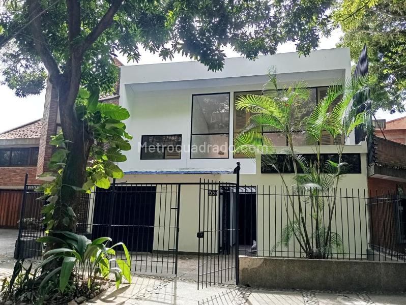 Casa en Arriendo, SANTA MONICA, Cali