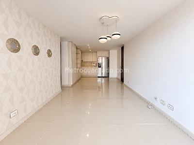 Apartamento en Arriendo, POBLADO CIUDAD DEL RIO, Medellín
