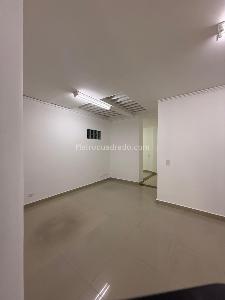 Apartamento en venta en Laureles, Medellín · foto 3 de 15