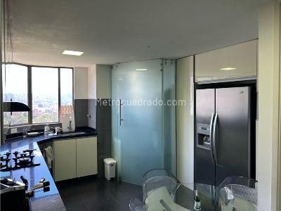 Apartamento en venta en Los Balsos, Medellín · foto 4 de 20