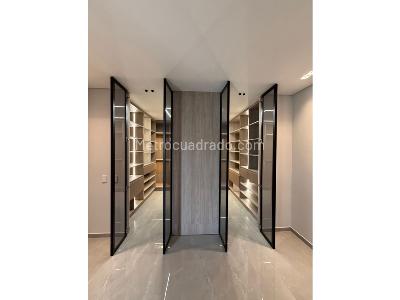 Casa de 3 alcobas en venta en Barro Blanco, Rionegro, 245 m² · foto 11 de 20