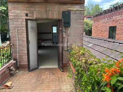 Casa de 3 alcobas en venta en Las Brujas, Envigado, 142 m² · foto 19 de 20
