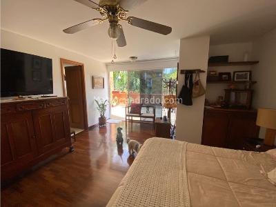 Apartamento de 3 alcobas en venta en Los Balsos, Medellín, 167 m² · foto 4 de 16
