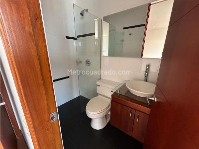 Apartamento de 3 alcobas en venta en Los Gonzalez, Medellín, 200 m² · foto 6 de 20