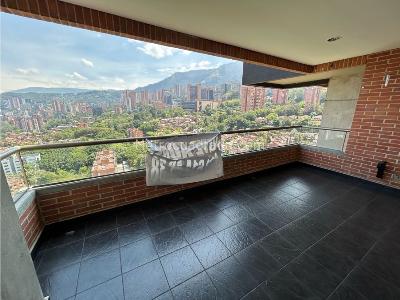 Apartamento de 3 alcobas en venta en Los Gonzalez, Medellín, 200 m² · foto 20 de 20