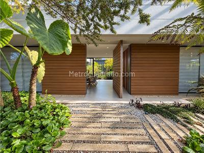 Casa de 4 alcobas en venta en Alto De Palmas, Envigado, 740 m² · foto 2 de 20
