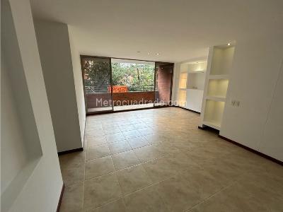 Apartamento de 3 alcobas en venta en La Frontera, Medellín, 105 m² · foto 3 de 20