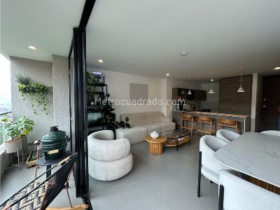 Apartamento de 2 alcobas en venta en El Escobero, Envigado, 84 m² · foto 2 de 20