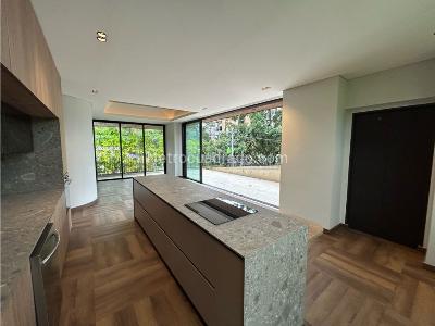 Apartamento de 2 alcobas en venta en La Frontera, Medellín, 178 m² · foto 4 de 20