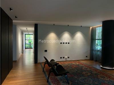 Apartamento de 3 alcobas en venta en Vizcaya, Medellín, 285 m² · foto 14 de 20