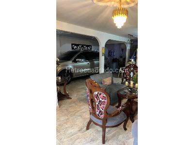 Casa de 5 alcobas en venta en El Sena, Cali, 399 m² · foto 3 de 7
