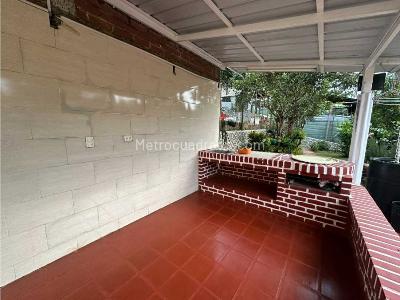 Casa de 4 alcobas en venta en La Buitrera, Cali, 157 m² · foto 3 de 19