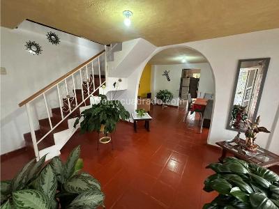 Casa de 4 alcobas en venta en La Buitrera, Cali, 157 m² · foto 13 de 19