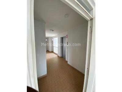 Apartamento de 3 alcobas en venta en Valle De Lili \Comuna 17, Cali, 59 m² · foto 9 de 14