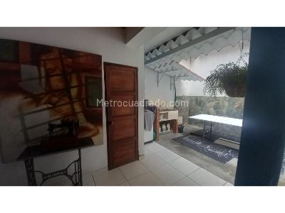Casa de 4 alcobas en venta en Granada, Cali, 263 m² · foto 12 de 20