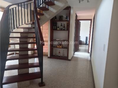 Apartamento de 3 alcobas en venta en Nueva Tequendama \Comuna 19, Cali, 150 m² · foto 2 de 20