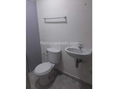 Casa de 5 alcobas en venta en Siete De Agosto, Cali, 292 m² · foto 4 de 6