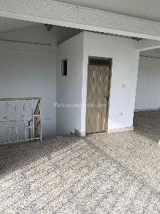 Casa de 5 alcobas en venta en Bahia Playa Rica, Villavicencio, 160 m² · foto 5 de 20