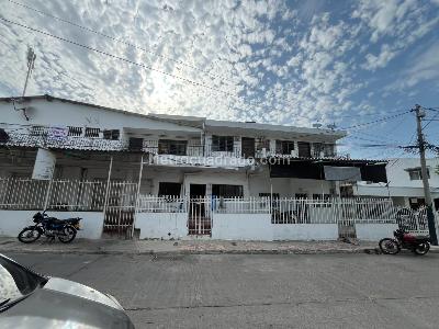 Casa de 5 alcobas en venta en El Libano, Cartagena, 480 m² · foto 4 de 20