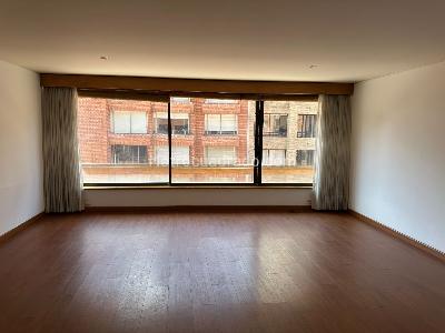 Apartamento de 3 alcobas en venta en Los Rosales Emaus, Bogotá, 200 m² · foto 16 de 17
