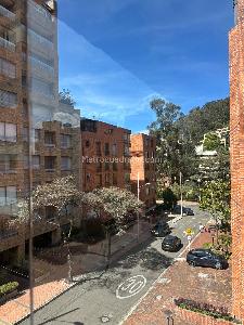Apartamento de 3 alcobas en venta en Los Rosales Emaus, Bogotá, 200 m² · foto 7 de 17