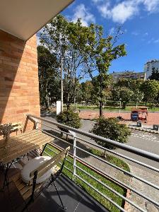 Apartamento de 2 alcobas en arriendo en El Virrey, Bogotá, 70 m² · foto 4 de 8