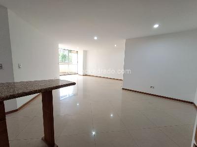 Apartamento de 2 alcobas en venta en Las Lomitas, Sabaneta, 102 m² · foto 2 de 20