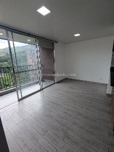 Apartamento en venta en Santa Maria # 1, Itagüí · foto 2 de 14