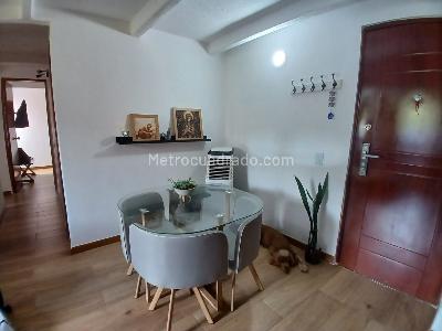 Apartamento en venta en Viviendas Del Sur, Itagüí · foto 3 de 13