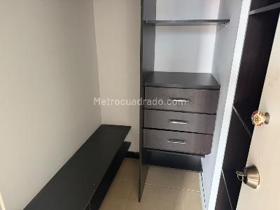 Apartamento en venta en Laureles, Medellín · foto 13 de 16