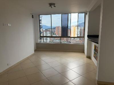 Apartamento en venta en Laureles, Medellín · foto 2 de 16