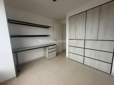 Apartamento en venta en Laureles, Medellín · foto 5 de 16