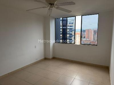 Apartamento en venta en Laureles, Medellín · foto 9 de 16