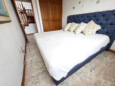 Apartamento de 2 alcobas en venta en Loma De Los Bernal, Medellín, 94 m² · foto 7 de 20