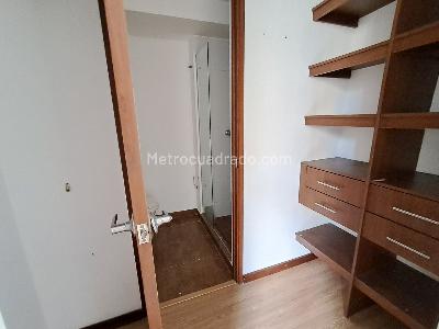 Apartamento en venta en Loma Del Barro, Envigado · foto 14 de 20