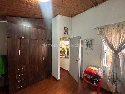 Casa de 4 alcobas en venta en Kennedy Lago Timiza, Bogotá, 178 m² · foto 14 de 20