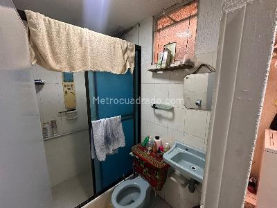 Casa de 4 alcobas en venta en Kennedy Lago Timiza, Bogotá, 178 m² · foto 9 de 20