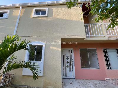Casa en arriendo en El Pueblo, Barranquilla · foto 2 de 19