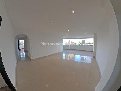 Apartamento de 3 alcobas en venta en Altos De San Vicente, Barranquilla, 165 m² · foto 3 de 20
