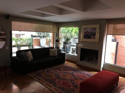 Apartamento en venta en Los Rosales, Bogotá · foto 3 de 20