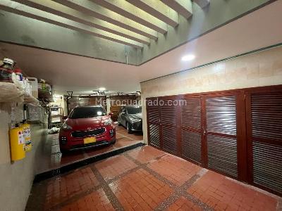 Casa de 4 alcobas en venta en Altos De Riomar, Barranquilla, 550 m² · foto 18 de 20