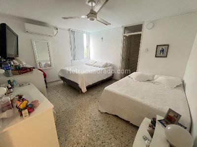 Apartamento de 3 alcobas en venta en Altos De Riomar, Barranquilla, 166 m² · foto 7 de 11